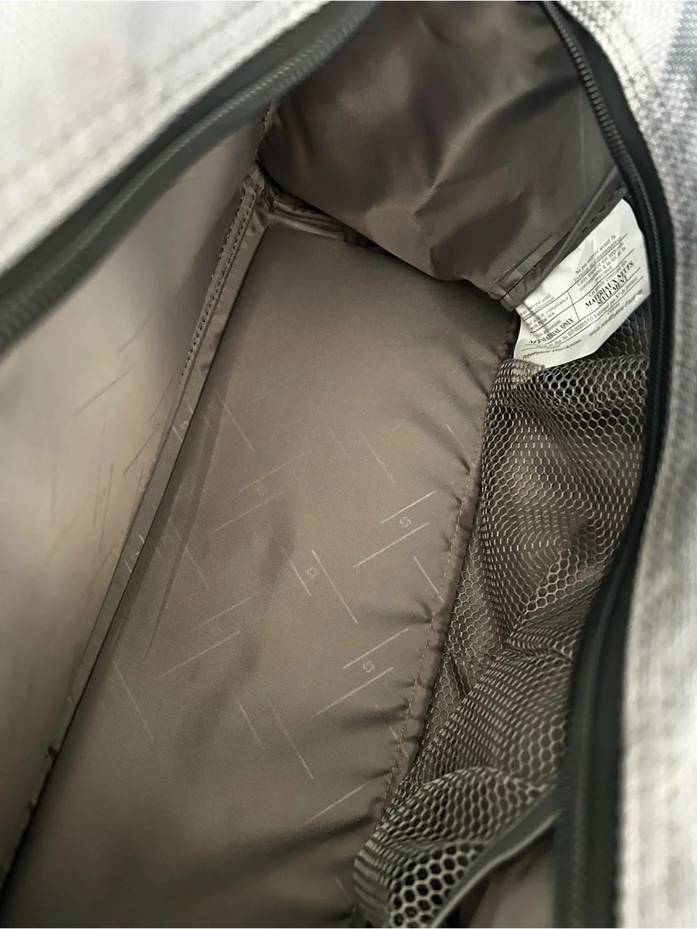 Samsonite Uintah Boarding Bag Carry-On 17.5